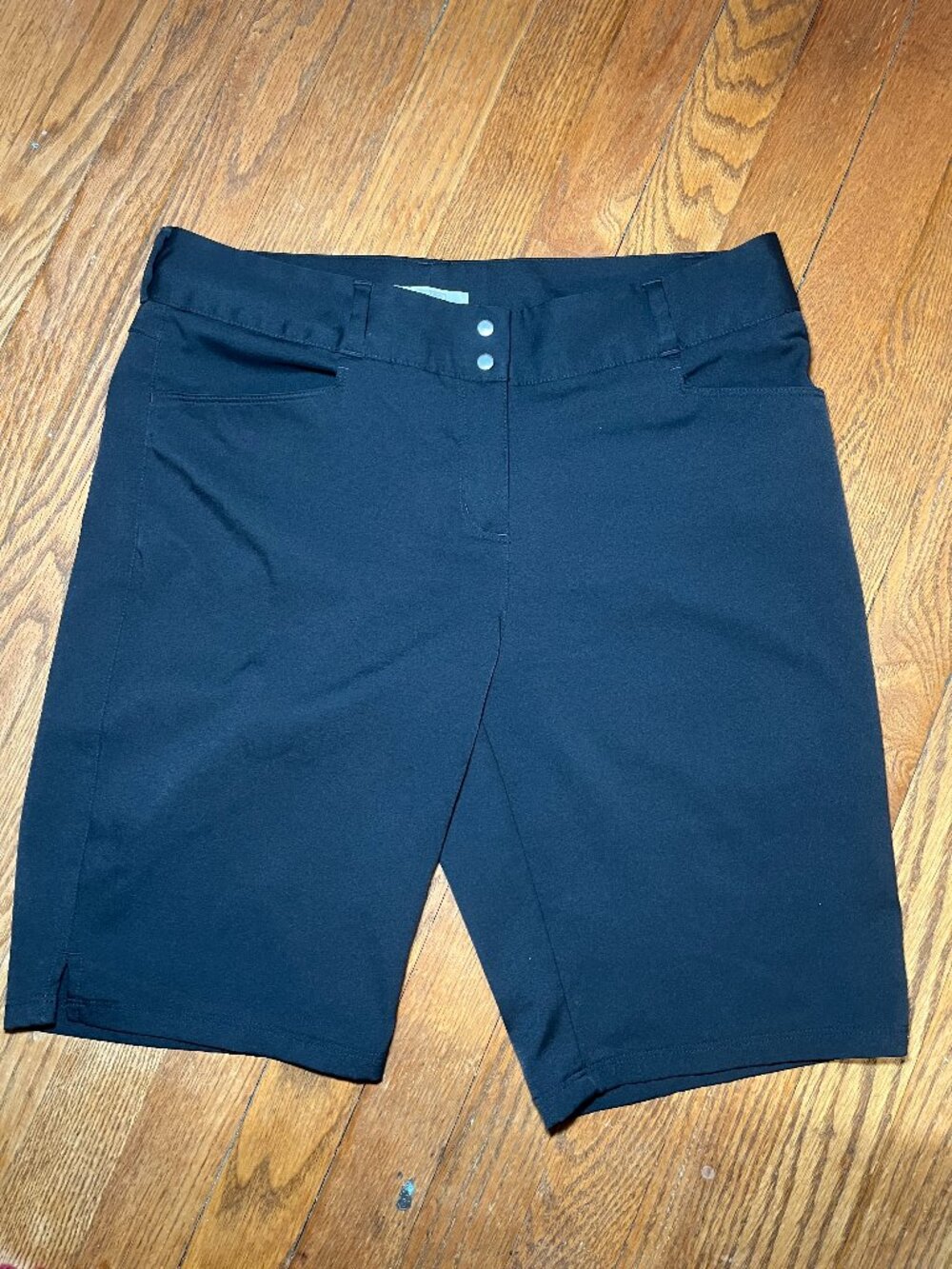 Women's Adidas Black Bermuda Shorts Size 8 Preowned